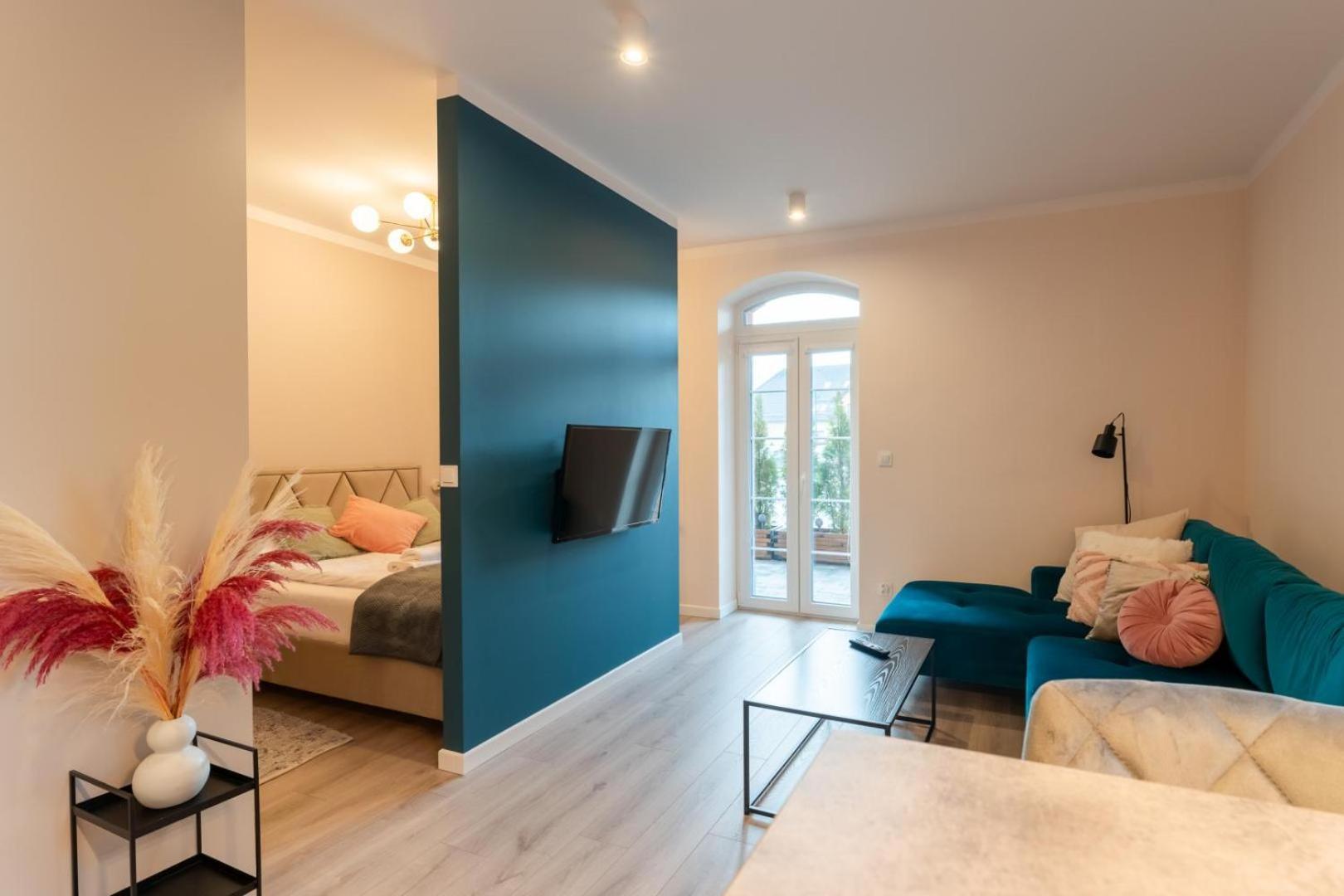 Apartament Smile - Z Prywatnym Monitorowanym Parkingiem By Spaceapart Jelenia Góra Exterior foto
